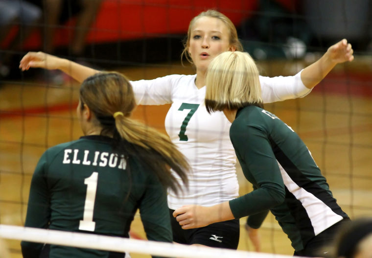 Ellison wins 8th straight